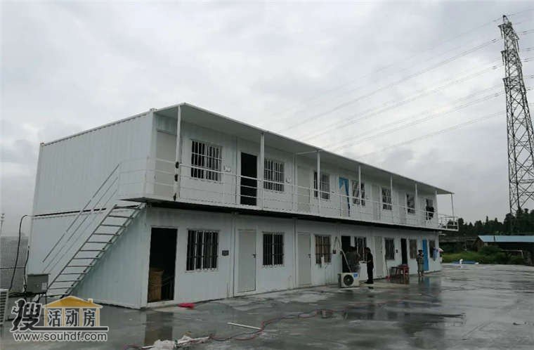 防雨抗震8级集装箱板房