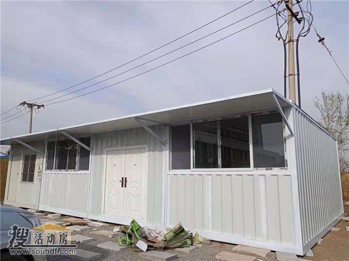 宝坻区海滨街道博润诚科技有限公司天津
    北辰双街镇
    引河桥北，京津公路西侧（北辰经济开发区对面）
    33平米住人集装箱房子出租 