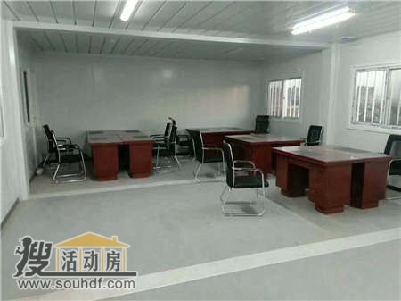 杭州春城建材有限公司建设微风阁时候租赁3间集装箱式厕所